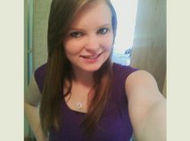 RachelHanson_95's profile picture. I love the way u smile :)