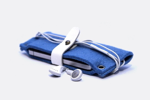 We make felt bags, sleeves, keychains ect. as gifts and promotional items. Welcome OEM ODM. :)