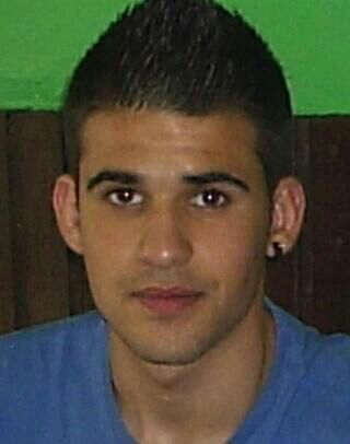 BravoIfbismael's profile picture. si el dinero no da la felicidad, damelo quiero estar triste (8)