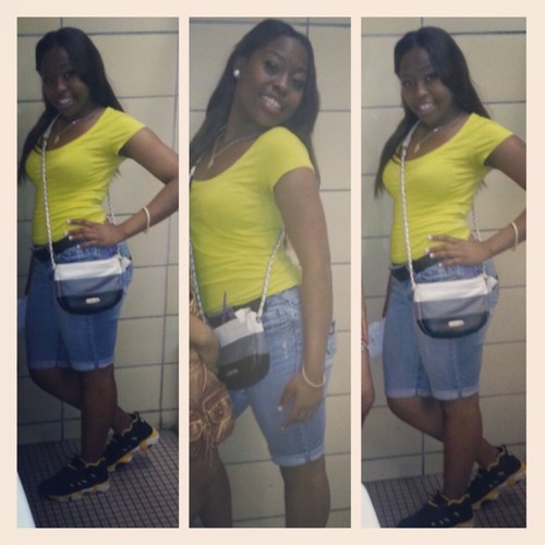 im cuteee , funny , && smart
