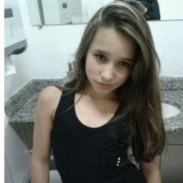 Sim, eu sou fã e não gosto que critiquem o erro dele pq é pra isso q existe fã, pra criticar e apoiar! :D

Sou: Rebelnatica & Lovatic ♥