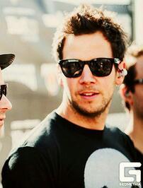 danielcalonso's profile picture. 15. #Tontaco #Splash m encanta @RaulGomez82 @danimartinezweb @dariobarrio_db @PierreBouvier @DaniMateoAgain @DjValdiTv mis idolos