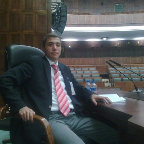 AK PARTİ ÇUBUK İLÇE GENÇLİK KOLLARI,YEREL YÖNETİMLER BAŞKANI.O SİMDİ BATMANDA JANDARMA.