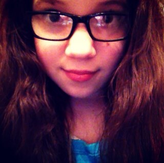 I love lollypops justin bieber , @macbarbie07 , stillababe09 ,my phone fro yo (cake batter) and the sun ☀ Follow me xo