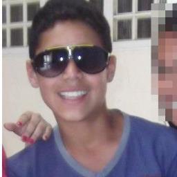 Você pode descobrir mais sobre uma pessoa em uma hora de brincadeira do que em um ano de conversa.