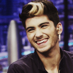 THIS IS A FREE FOLLOW ACCOUNT, DON'T FOLLOW BACK. BUT PLEASE FOLLOW @THEAnaTEAM SHE FOLLOWS BACK IF YOU ASK, I PROMISE :)