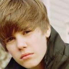 .Curto rock e odeio funk.Boylieber forever.