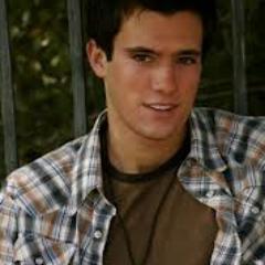 Sean Seth Sweet || 17 || Brother to Eddie || Dating KT || actor || loves sports, and girls ||