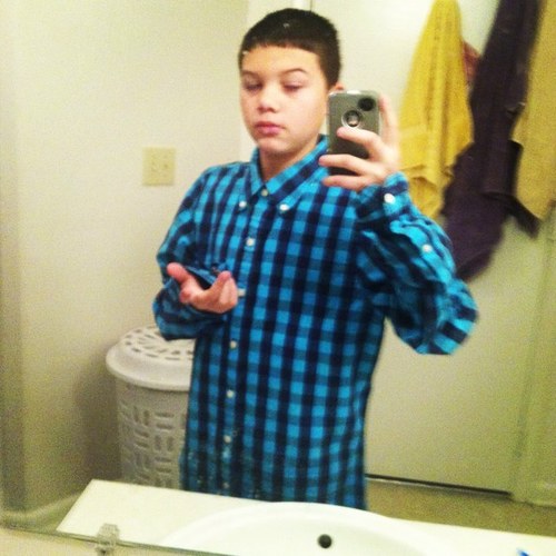 Im a high moutherfucker love to hang with my friends.Live life to the fullest and no regrets❤