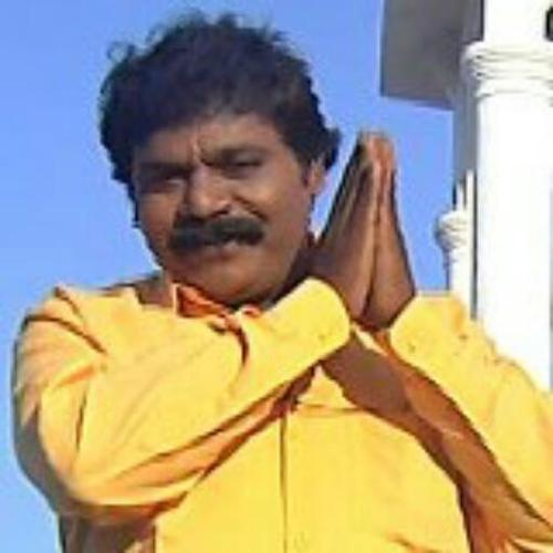 நான் யார் என்று தெரியவேண்டும் என்றால் ....
என்னிடம் பேசி பழகி தெரிந்து கொள்ளுங்கள் .