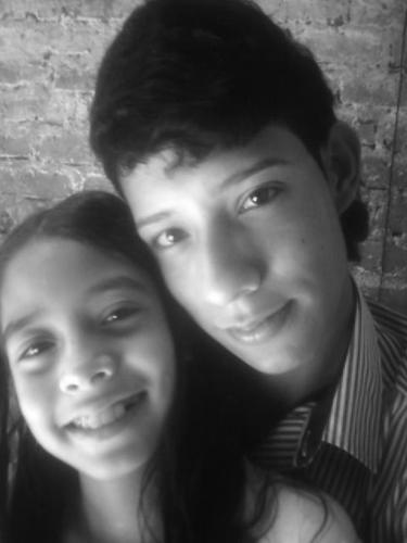 julian6221's profile picture. No te empeñes, en ser conocido, sino en alguien que valga la pena Conocer