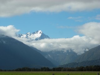 glenny1746's profile picture. 