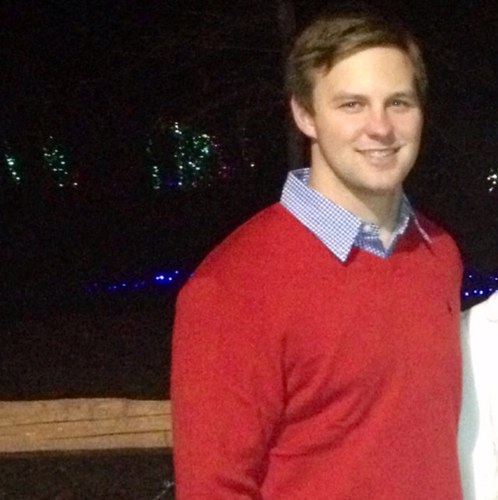 Hey my name is Travis I am going to JSU to finish up my degree in Social Science Ed I enjoy being outside and having a good time message me if u wanna know more