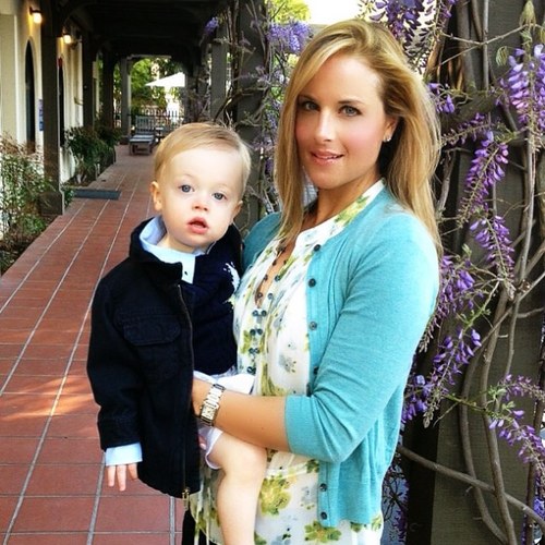 New mom, wife, runner, swimmer, natural foods junkie. I thrive on setting new goals for myself and working hard to reach them. Life is short, let's live it!