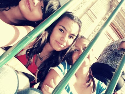 EriehEm's profile picture. Una mujer no necesita pechos grandes ni minifaldas para conquistar a un hombre, hay algo que se llama encanto y personalidad.