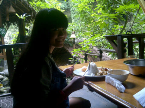 DuniaCelaticIND's profile picture. Always Support @Celine_SwittinS and @SwittinS | 3th Anniversary | Follback? Kirim foto Celine / Swittins dengan hastag #FollbackCelaticIND ke fanbase ini :)