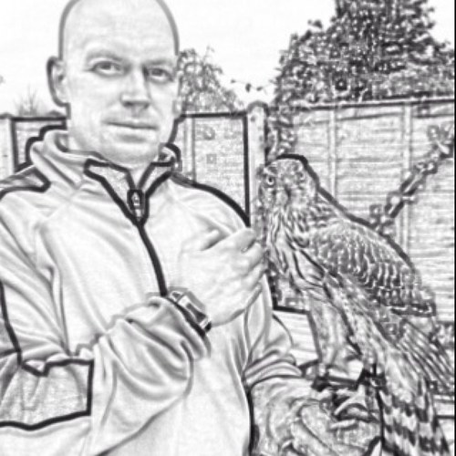 Halkwalker's profile picture. Father of 2, husband to 1, Police ARV officer, Locksmith, falconer, runner, gym goer and climber. Resolve? - To get better at everything!