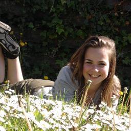 xlobkeee's profile picture. 21DD6770 ~ Anyone can make you smile or cry..but it takes someone special to make you smile when you have already tears in your eyes... ♥