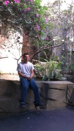 Native of detroit michigan trying to pursue my dream is an actor working as an enterprenuer