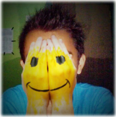 I'm just ordinary people who make mistakes and always try to be yourself which is actually | Male | FB: http://t.co/x1ExDg5W0Z | Just mentions for follback