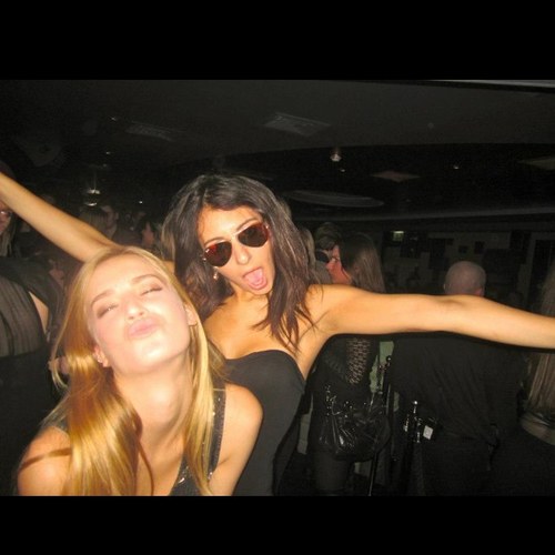 JanineAlasadi's profile picture. UCL student. Love going out, going crazy then remembering my night via photos. I love sushi and hip hop. I hate the cold and being lazy.