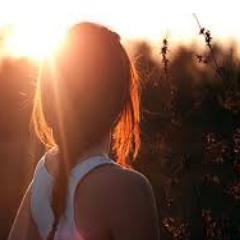Eu sei que em Deus eu posso confiar pois Ele é fiel, e por isso caminho com fé e sei não estou sozinha, Ele está comigo.