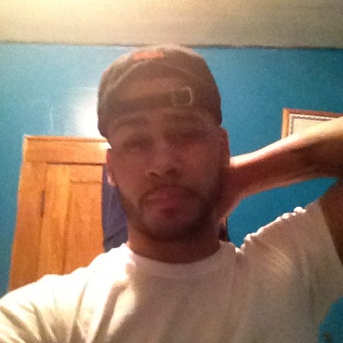 19, hip hop n rap, basketball and money, love watching movies and tv shows , #LakerNation fuck everything else (Wanna know more follow) Instagram: @CrisDuhh908