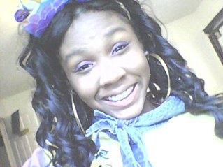 Myijah Seymonee ' Coming Yo Way With Respect Yhuu Dont Give Yhuu Wonnt Receive .People Saay @CreewlLovee Csee Bxtches lLovinnq Dhaat Creew . #FolLowUs #M.O.N