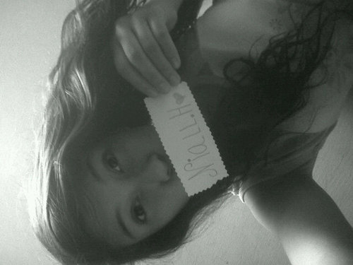 Hola' soy #Belieber y directioner  y estoy muy orgullosa de serlo.  follow Me #Swaggy♥#Pocito.Justin♥Niall♥Louis♥Harry♥Liam♥Zayn♥Austin :3