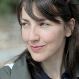 PursuitofScent's profile picture. Architect & curious nose, I love all things that smell: fine food, wine, perfume & horses. Musings mostly nose-related