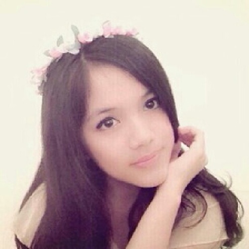 Lalat itu sangat cantik, kenapa bisa cantik? Orang kamu sendiri yang baca dan bilang aku cantik (ʃ⌣ƪ)♡ @Parody2011Gen ♥♡ IG: claryntalalat ♥♡