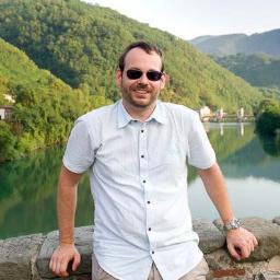 Privé kanaal van Jules Leenders. Volg @PhotoJunkieNL voor fotografie en Social Media en @leend3rs voor alleen fotografie updates.