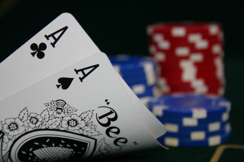 Poker Student. Mistakes, triumphs, tilt, hero folds/calls and a bit of banter to top it off. Im also a watfordfc fan.