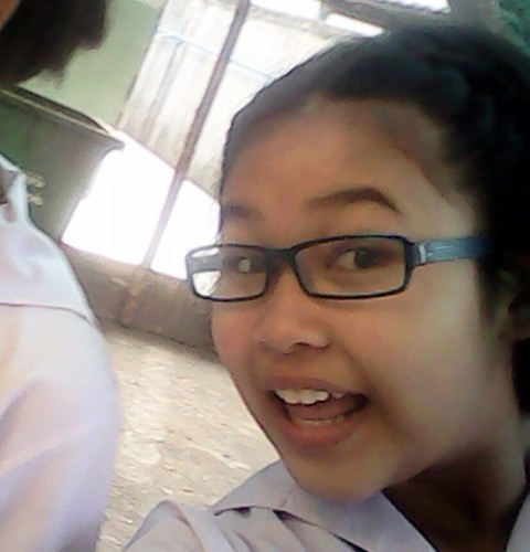 อ้น  เพลง ไม่รับปากแต่จะพยาม
เชอรีน  เพลง
บอกตรงๆรักจังเลย
*1235009. ^^