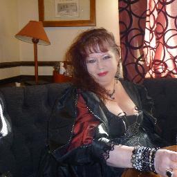 Goth, loves Travel, Art, Reading and Music