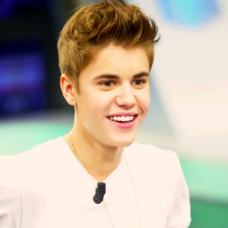 i am a belieber i love justin bieber i love you 3 c; he is my idol and i always will love him & always been c: JUSTIN BIEBER ! C;
