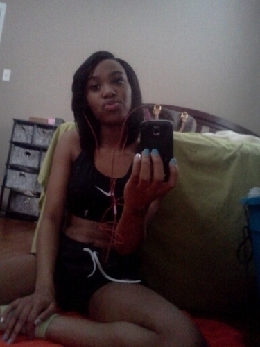 Fuck Yu Fuck Yaa Mma & Yaa Whole Click , #TEAM Pullingg Triggas On Ah Nigga & #TEAM FOLLOW BACK !