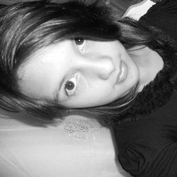 Sigam a @EmelySartoretto, meu novo perfil (: