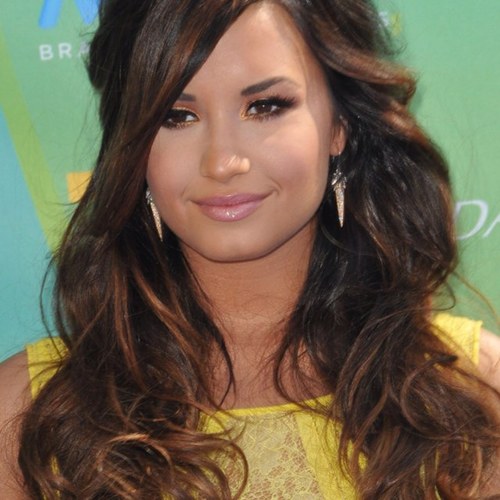 Demi Lovato !
Talk to me loves :)
(Roleplay) 20, single & looking for the perfect guy ❤