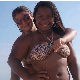 Não se importe com o que vão pensar de você, faça o que você quiser e procure apenas a sua felicidade e o resto que se foda ...