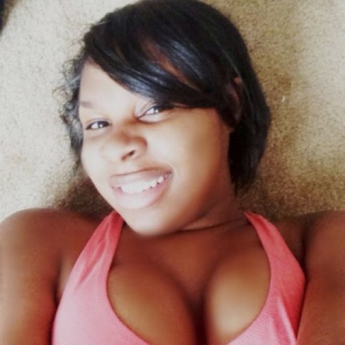 Fmoi: @BellaRhiale