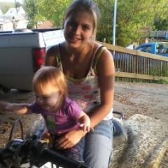 I'm Dez I have a beautiful daughter named Regan i'm a laid back person