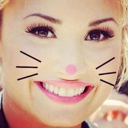 Maruska_Lovatic's profile picture. I´m a Directioner! ∞ and Lovatic x I love you @louis_tomlinson and @DdLovato so much Xoxo ...Drugs, sex and rock n roll ♡