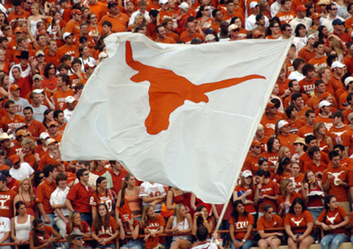 Longhorn Sports Fans of San Diego. Texas Exes and #UT fans in #sandiego who get together for all major games. 4 real fans, not sips. #hookem #ousucks