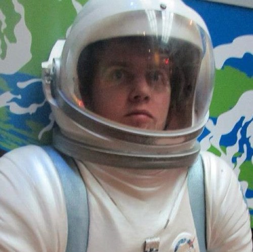 dani_lao's profile picture. Programming & music