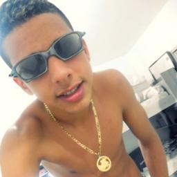 nÃo preciso de status de lAdRao pRa gaNhar rEspeito & adMiraçao ♪♫ '
http://t.co/sRz4l7X0Xn
