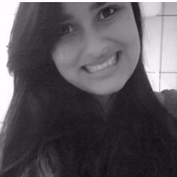 Ela tem estilo pra fazer você pirar Não é dessas garotas, que só pensam em gastar ♫ *-*