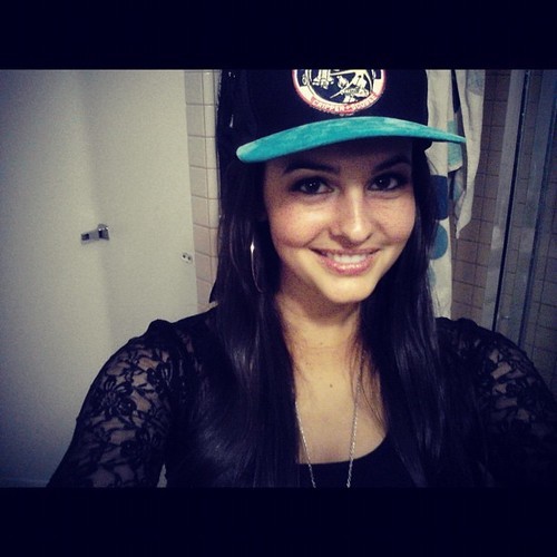 YeahBuddyLisa's profile picture. 6 SITERS = 1 BAND = MY LIFE #cimfan // Lisa (29.3) ♥