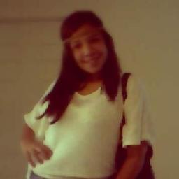 (Venezolana ♥) Sigueme y te sigo ;) Facebook http://t.co/Mee4IeeLCG