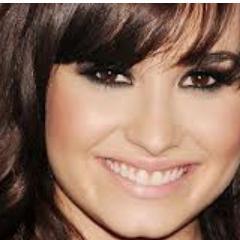 »♥« stay strong∞
my lovatics you truly are not 
just fans you´re my frinds 
and me I LOVE YOU♥℘.s.